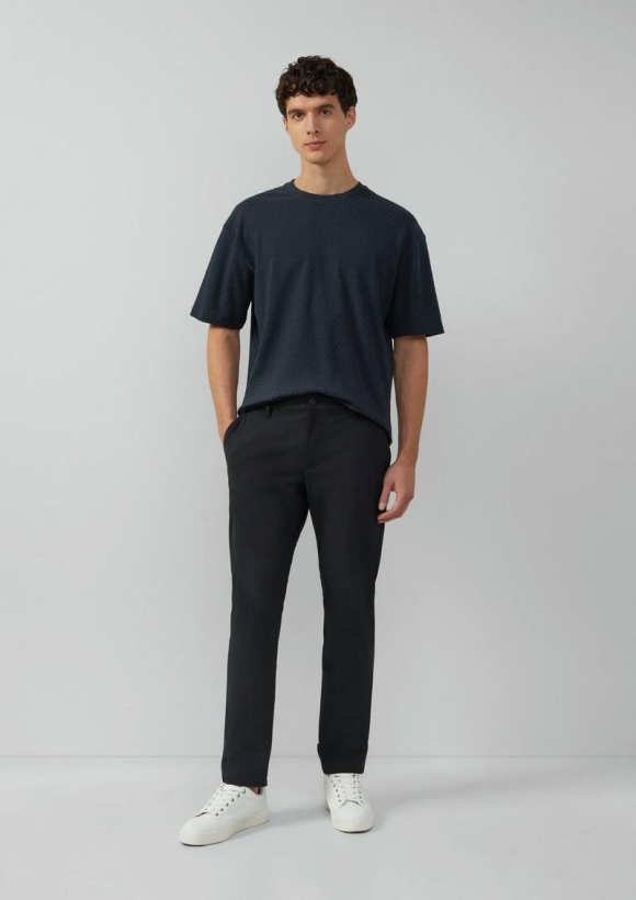 s.Oliver Smarte Chino aus elastischer Ware - schwarz