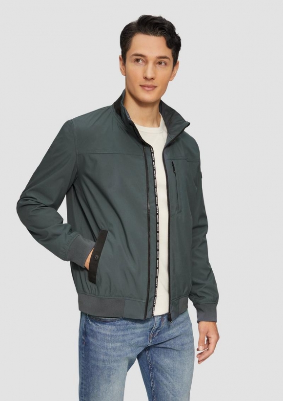 s.Oliver Sportive Softshelljacke mit Logo-Tape - schiefergrau