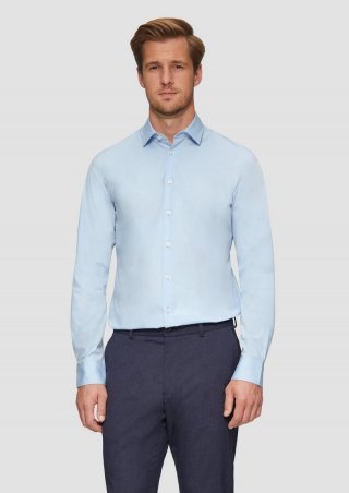 s.Oliver Tailored Fit: Businesshemd aus Baumwollstretch - hellblau