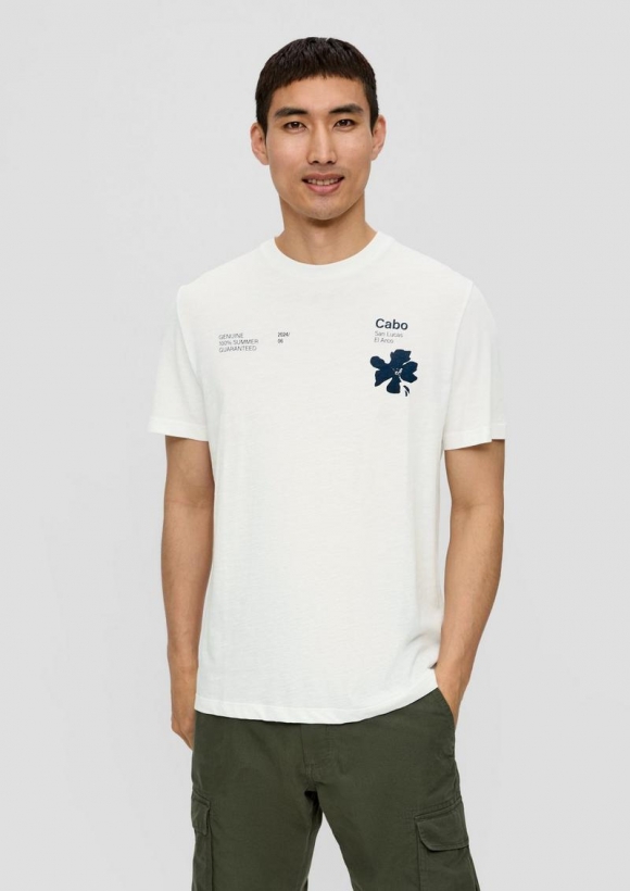s.Oliver T-Shirt mit Print-Details und Flammgarnstruktur - weiß