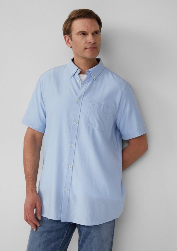 s.Oliver Regular Fit: Kurzärmeliges Twillhemd mit Button-Down-Kragen - himmelblau