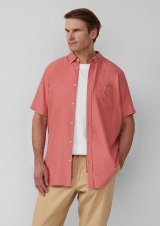 s.Oliver Regular Fit: Kurzärmeliges Twillhemd mit Button-Down-Kragen - himbeere