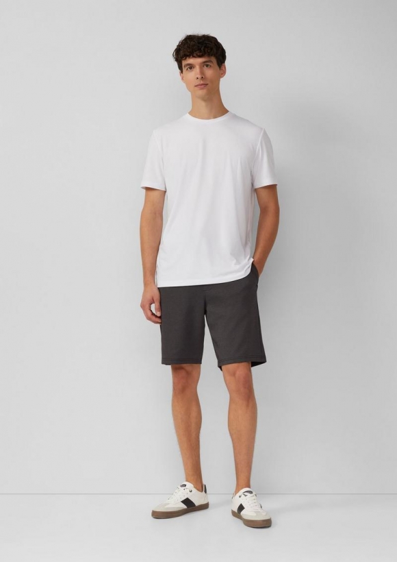 s.Oliver Detroit: Strukturierte Jog-Bermuda im Relaxed Fit - schwarz