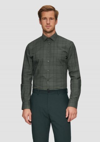 s.Oliver Tailored Fit: Kariertes Hemd aus Baumwollstretch - olivgrün