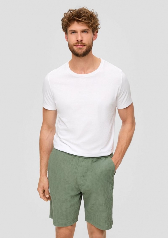 s.Oliver Shorts aus Baumwolle im Relaxed Fit - tannengrün