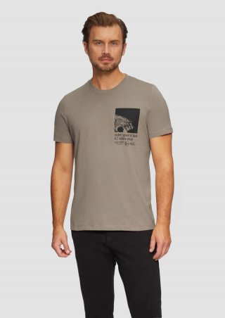 s.Oliver Baumwoll-T-Shirt mit Frontprint - hellbraun