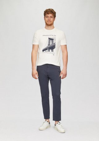 s.Oliver Regular Fit: Strukturierte Chino aus Baumwollstretch - tiefblau