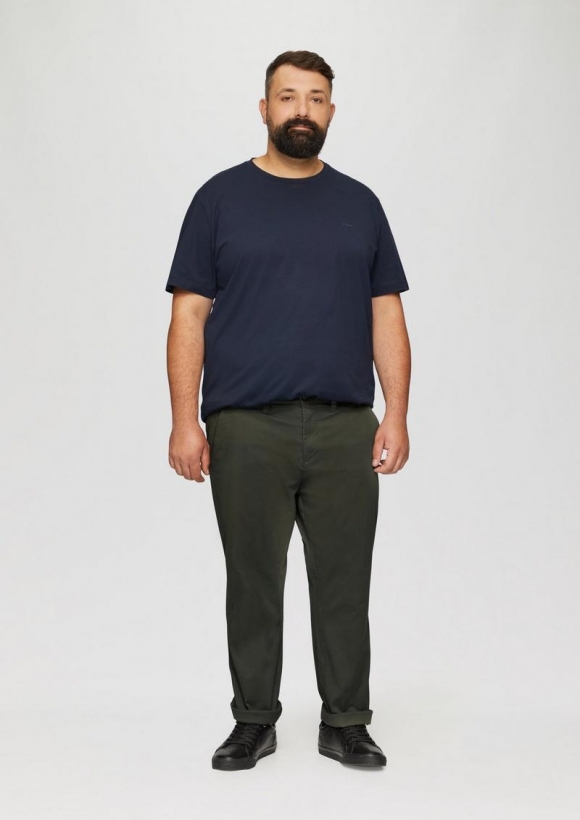 s.Oliver Slim: Elastische Hose aus Baumwollmix - olivgrün