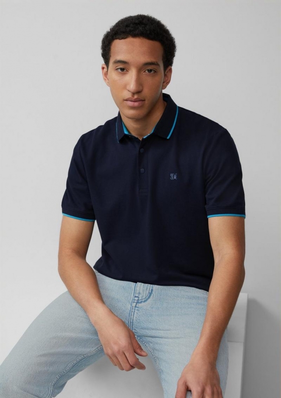 s.Oliver Sportives Piqué-Poloshirt mit Kontrast-Details - tiefblau