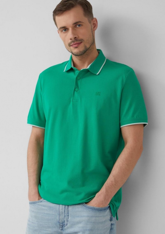 s.Oliver Sportives Piqué-Poloshirt mit Kontrast-Details - grün