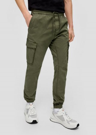 s.Oliver Slim Fit: Cargohose - olivgrün