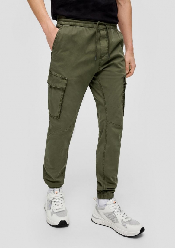 s.Oliver Slim Fit: Cargohose - olivgrün