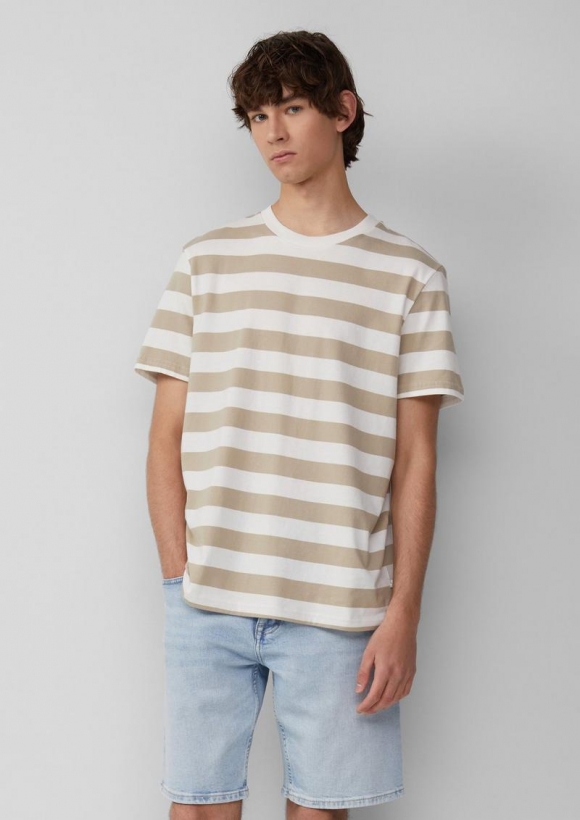 s.Oliver T-Shirt mit Rundhalsausschnitt und Blockstreifen - helles beige