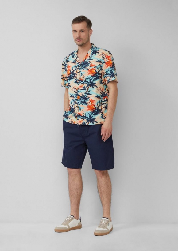 s.Oliver Detroit: Chino-Bermuda im Relaxed Fit mit Elastikbund - tiefblau