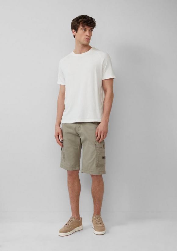 s.Oliver File: Strukturierte Cargo-Bermuda Relaxed Fit - olivgrün