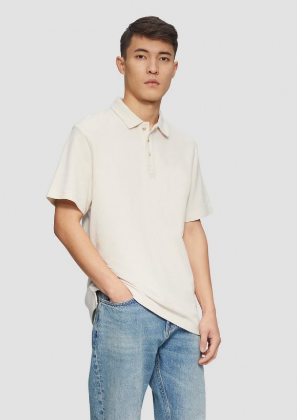 s.Oliver Poloshirt mit Waffelstruktur und Logo-Patch - wollweiß