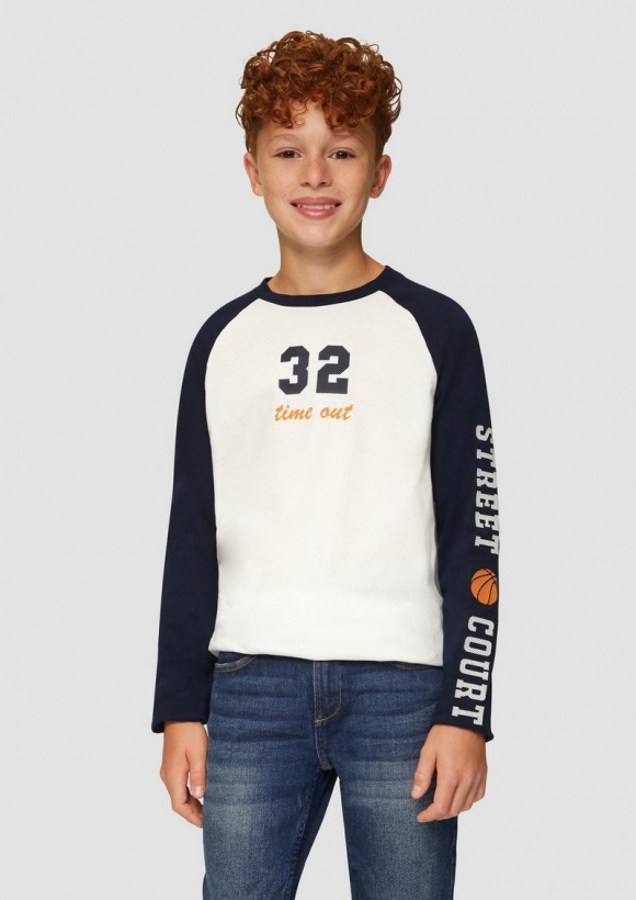 s.Oliver Langarmshirt mit Kontrastärmeln und Print - navy