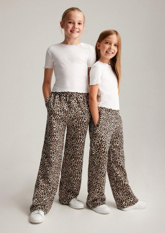 s.Oliver Leo-Sweathose mit Wide Leg - ecru