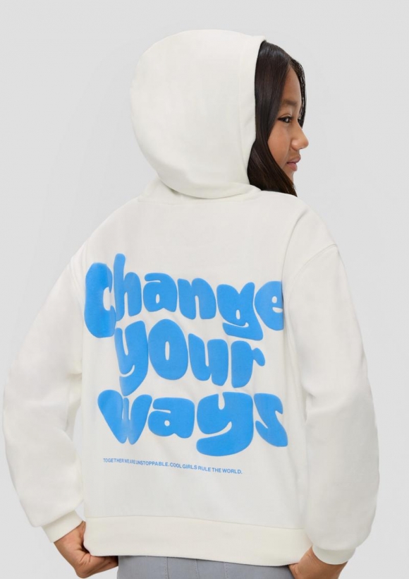 s.Oliver Cropped-Sweatshirt mit gummiertem Rückenprint im Oversized-Schnitt - creme