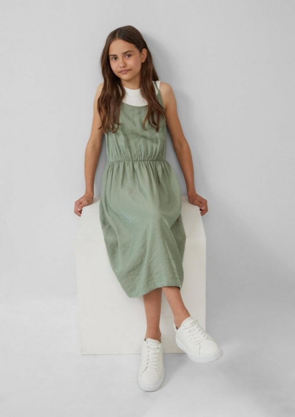 s.Oliver Glänzendes Spaghettiträger-Kleid aus Viskosemix mit elastischer Taille - grün