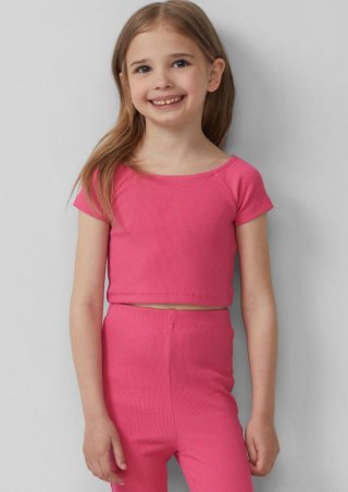 s.Oliver Verkürztes T-Shirt aus Rippware mit Off-Shoulder-Ausschnitt - pink