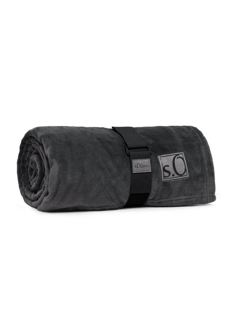 s.Oliver Weiche Decke mit Logo-Detail - dunkelgrau