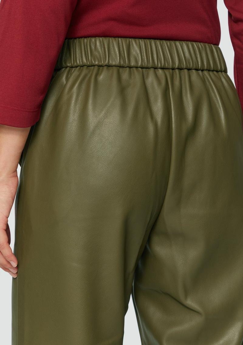 s.Oliver Culotte aus Lederimitat mit Nahtdetails - olivgrün