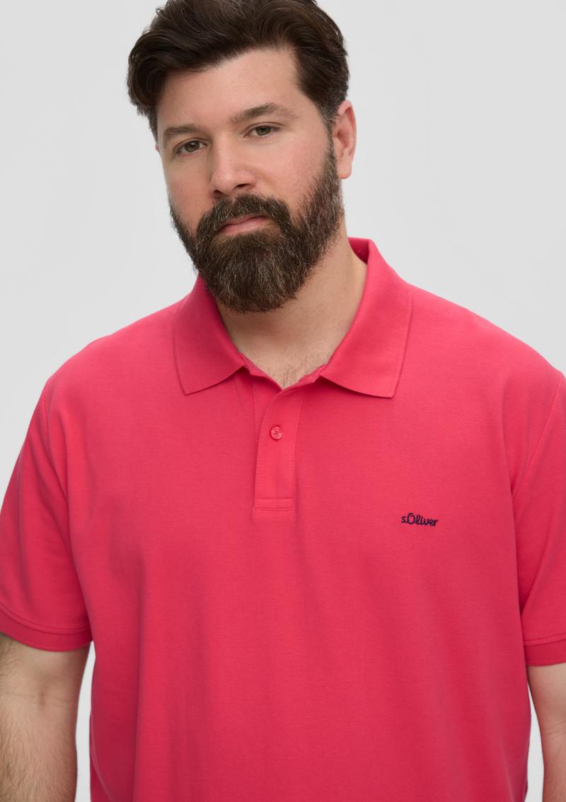 s.Oliver Poloshirt mit kleinem Label-Print - himbeere