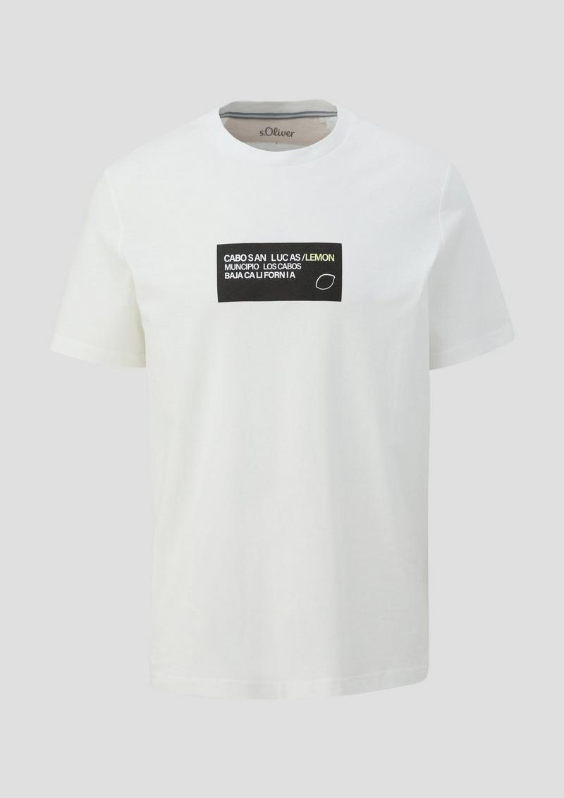 s.Oliver T-Shirt aus Baumwoll-Jersey mit Frontprint - weiß
